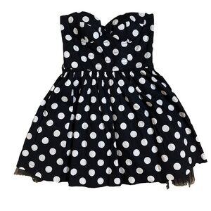⭐️NWT Sans Souci polka dot strapless dress- size small